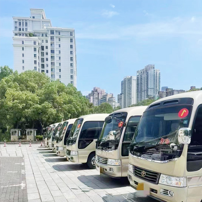 旅游租车
