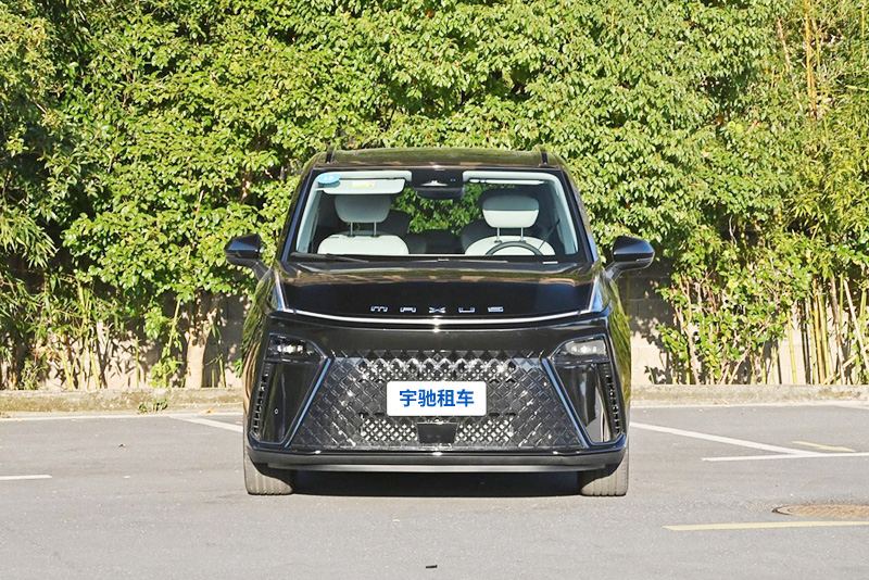 上汽大通G70商务车租赁车型图片