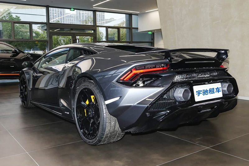 兰博基尼 Huracán EVO Spyder租赁车型图片