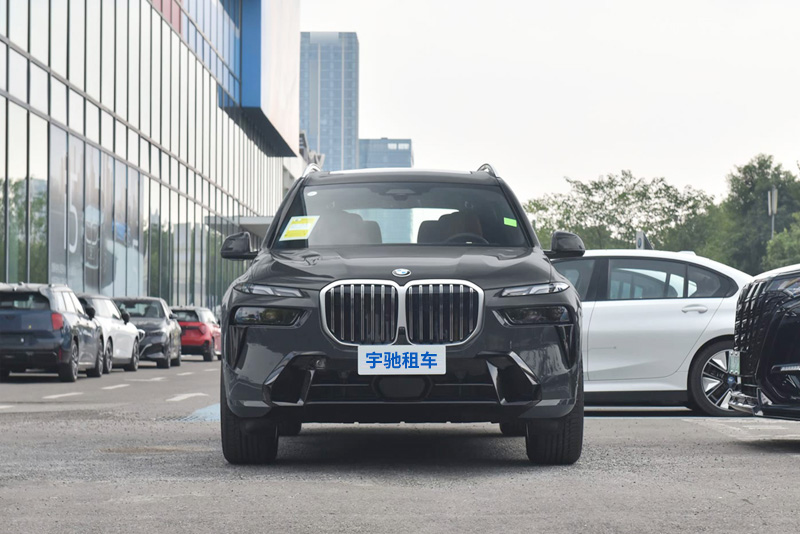 宝马 X7租赁车型图片